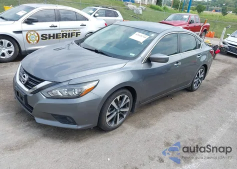 2017 Nissan Altima 2.5 Sr из США, поврежденный, VIN 1N4AL3AP5HC261908